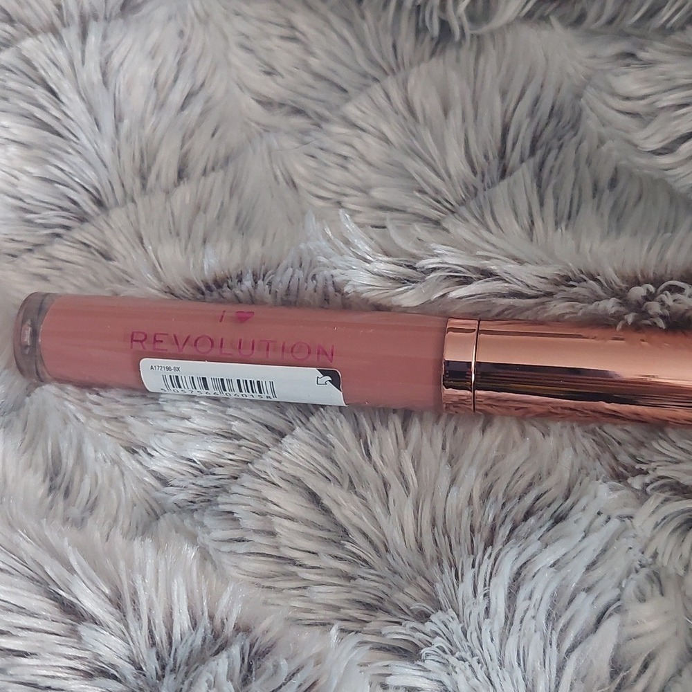 New makeup revolution lip gloss Chocolate Orange